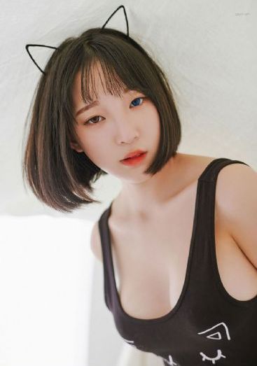 色噜噜亚洲av无码九_日韩成人在线