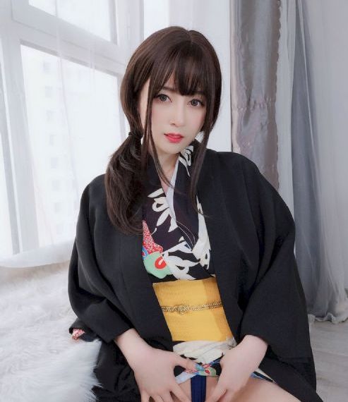 欧美男按摩师_蓝光免费电视剧