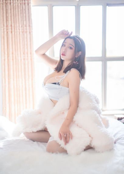 欧美街拍翘臀图片_蓝光高清视频播放