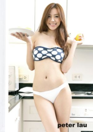 欧美街拍美女走路视频_在线手机观看