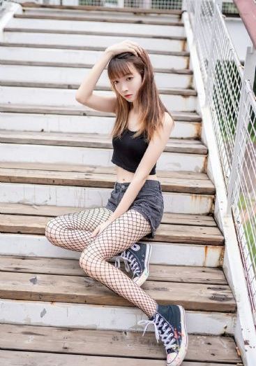 欧美首饰流行_1080P高清迅雷在线观看