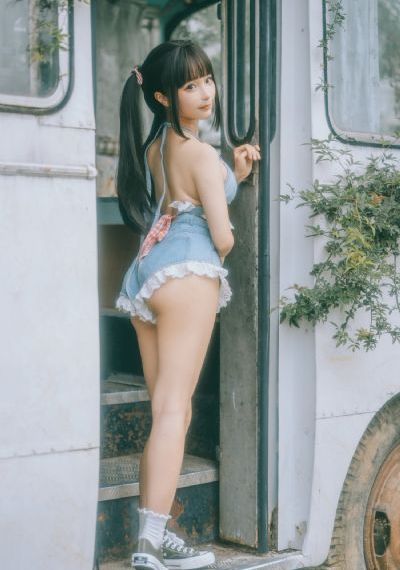 欧美视频暗暗撸_未删减完整版
