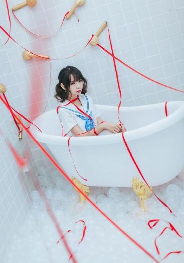 日韩粉嫩裸体美女a片_1080电影免费在线