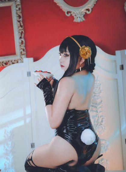 欧美4级真人在线_超清迅雷电影在线