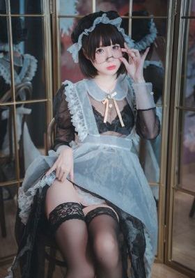 欧美美女与野兽合影_免VIP免费在线观看