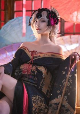 日韩制服师生色_蓝光韩国电影在线观看